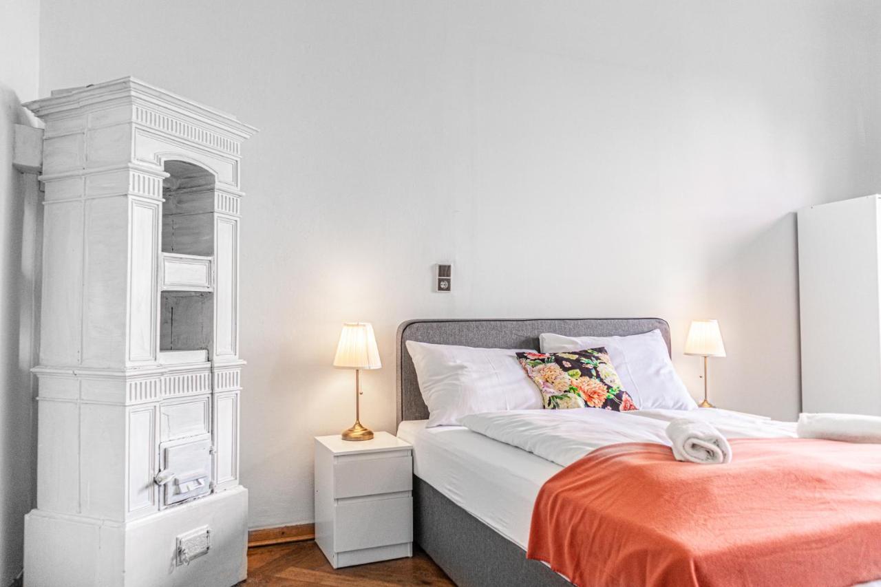 4 Great Apartment Akh - Ideal For Groups Of 19 Відень Екстер'єр фото
