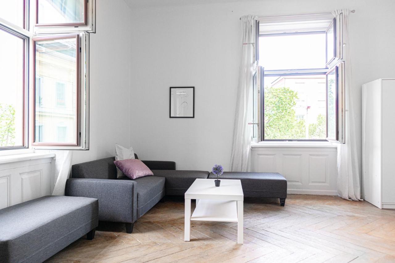 4 Great Apartment Akh - Ideal For Groups Of 19 Відень Екстер'єр фото